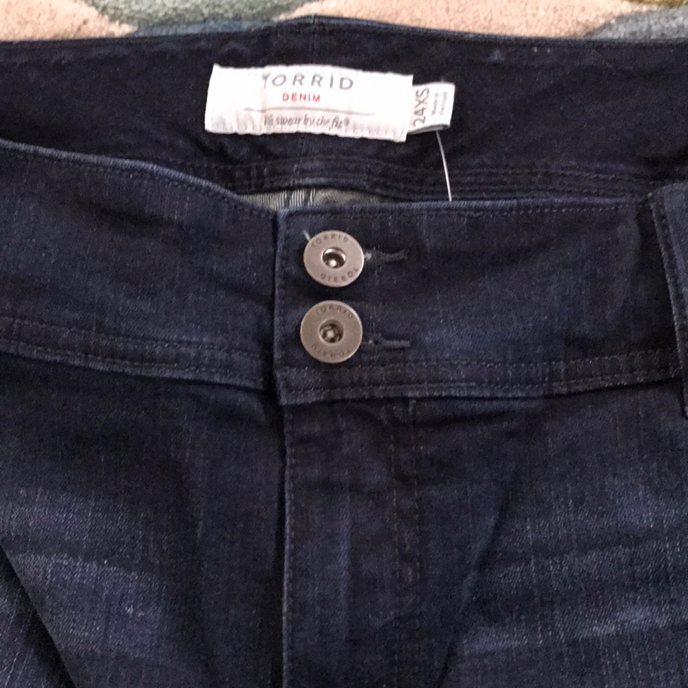 Torrid 24xs dark blue denim flare jeans NWT